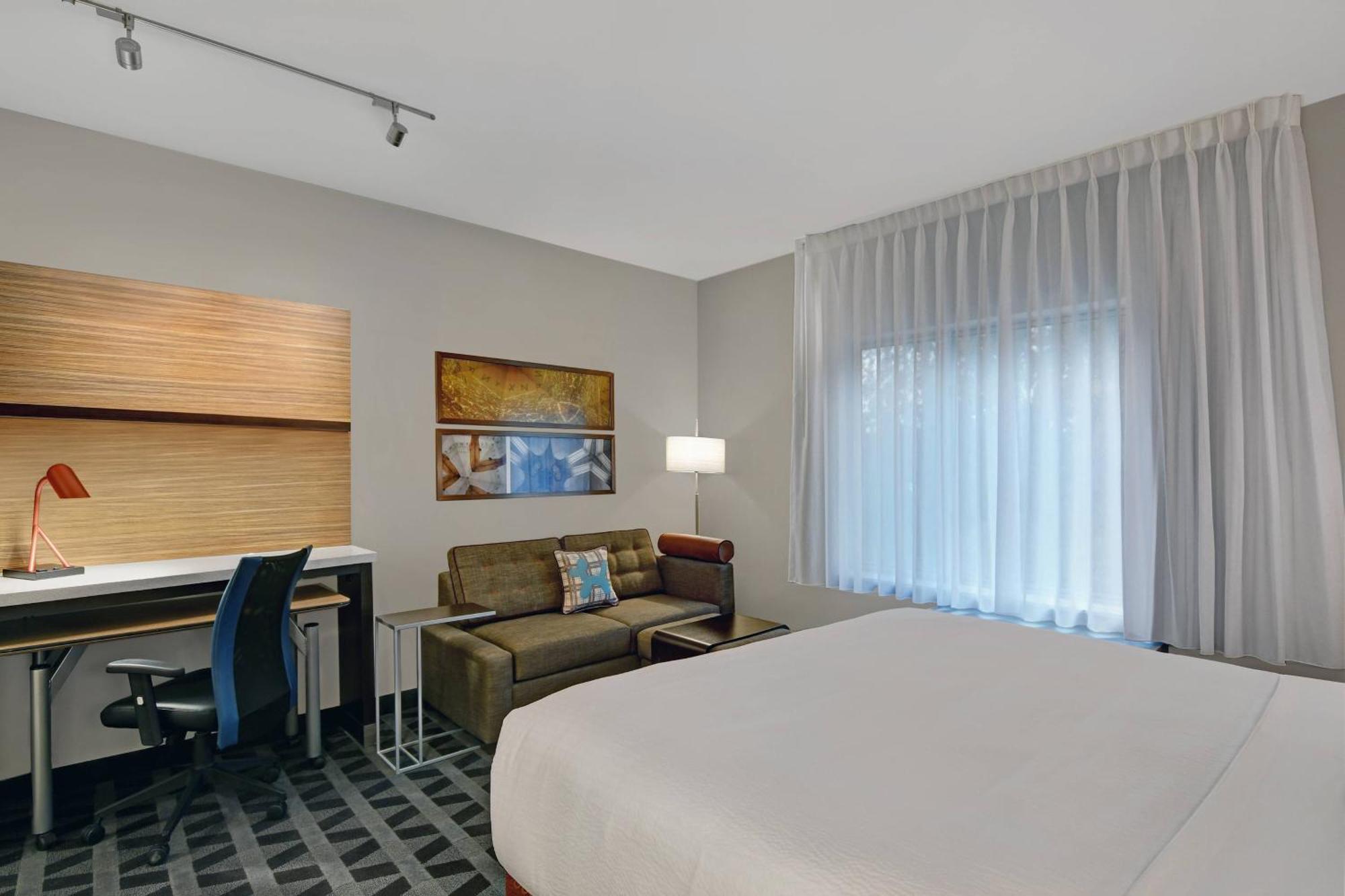 ทาวน์เพลส สวีท ลิมา Hotel ภายนอก รูปภาพ